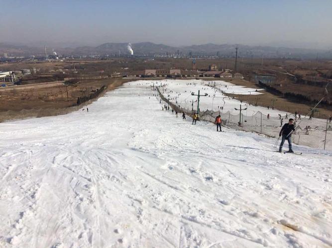 清凉山滑雪场-清凉山滑雪场开放时间